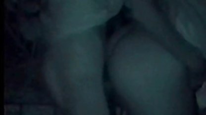 Kırmızı konulu ensest sex filmleri erotik iç çamaşırlarıyla 3 kılığında kadın