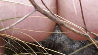 Genç kızıl saçlı erotik konulu sex filmi izle giysili seks