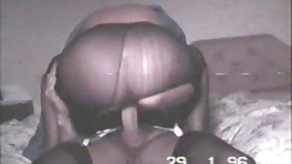 Seks full konulu erotik film izle sohbetinde güzel emka