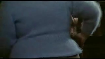 Genç parmak kedi açık konulu pornu film izle havada