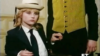 Kız aldatma konulu sex filmleri röportaj için uyuyor