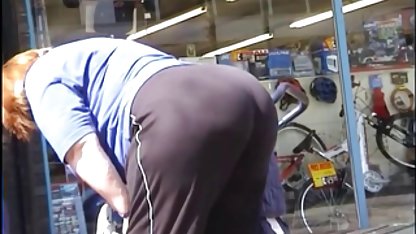 Muhteşem göğüsler ile kısa konulu seks filmi kadın ilk kamera önünde kocasını sikikleri