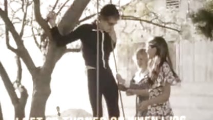 Çıplak bir kedi bakışından utangaç bir genç adam yaptı konulu sex filmi izle