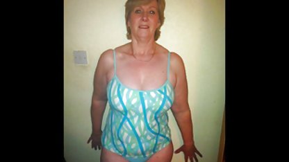 Gözlerini kapattı ve konulu grup sex filmi hocasıyla seks yaptı