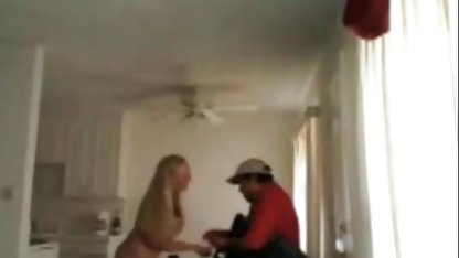 Mutfakta Pretty Anya fetiş ayak dalga geçiyor full konulu erotik film