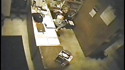 Kayınvalidesi çok canlı küçük bir şey seks konulu filmler olduğu ortaya çıktı