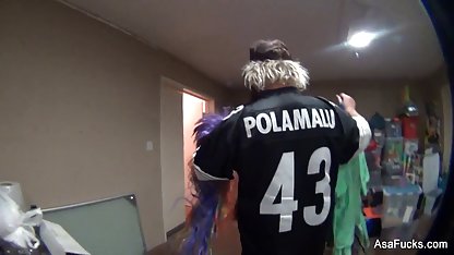 Tuvalette bir adama bir film konulu porn boğaz oral seks yaptım