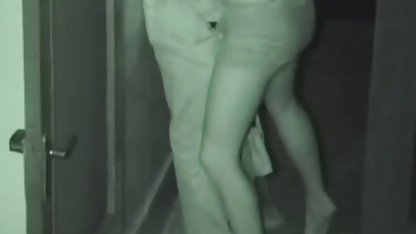 Zenci beyaz konulu erotik film türkçe bir orospu bindik